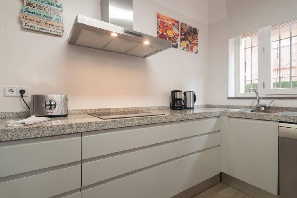 Apartament Precioso Piso En Paseo De La Bomba Free Parking Grenada Zewnętrze zdjęcie