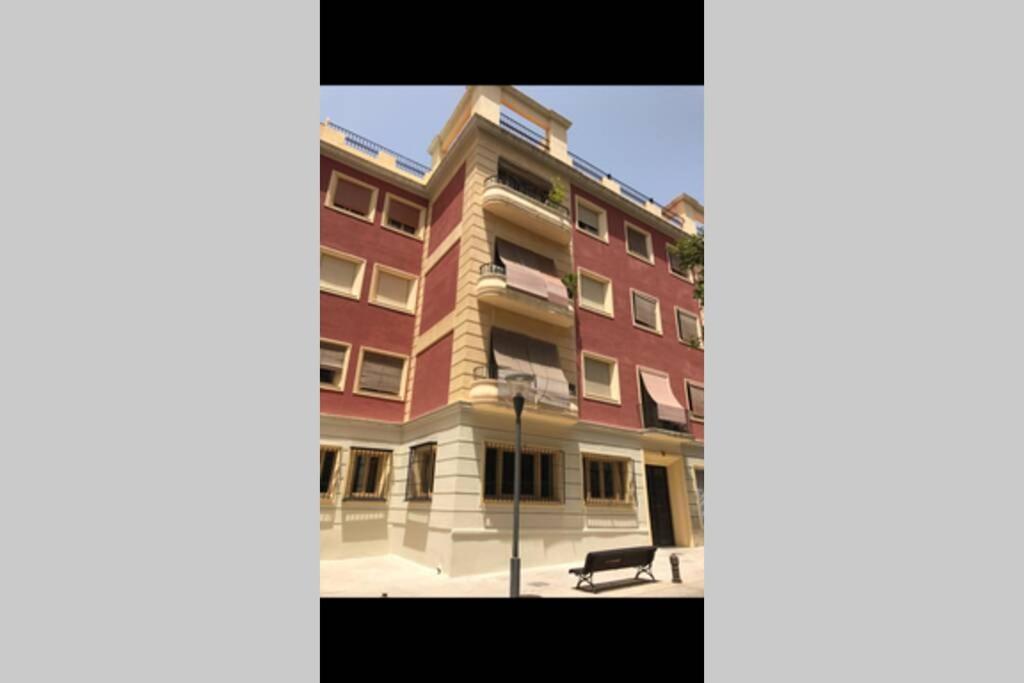 Apartament Precioso Piso En Paseo De La Bomba Free Parking Grenada Zewnętrze zdjęcie