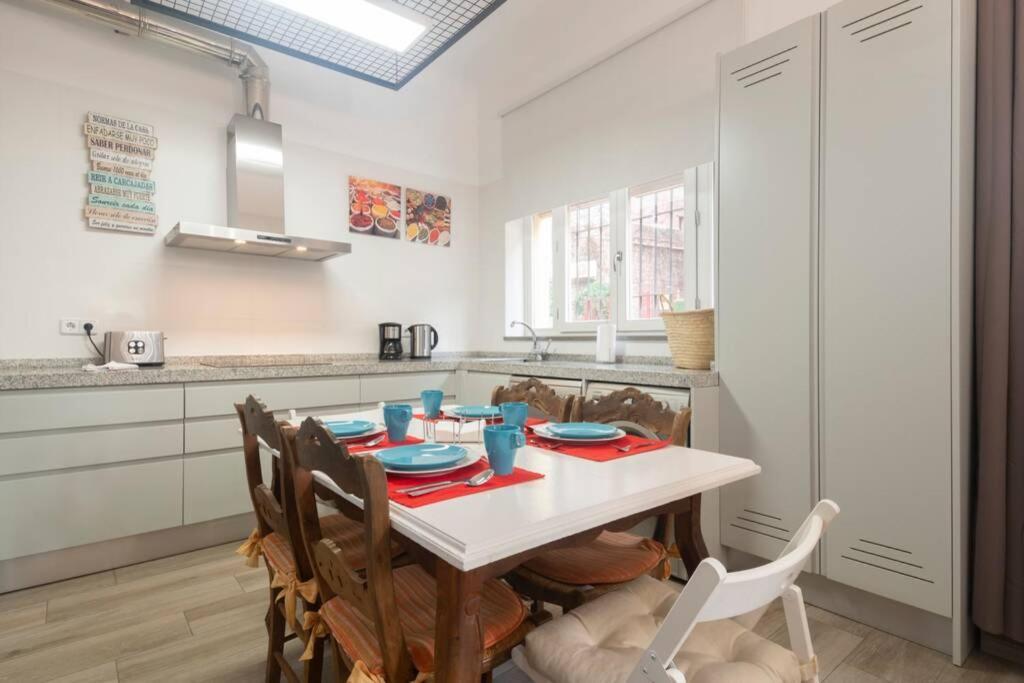 Apartament Precioso Piso En Paseo De La Bomba Free Parking Grenada Zewnętrze zdjęcie